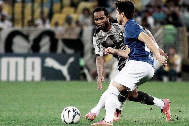 Na volta ao Cruzeiro, Willian destaca a vantagem na liderança