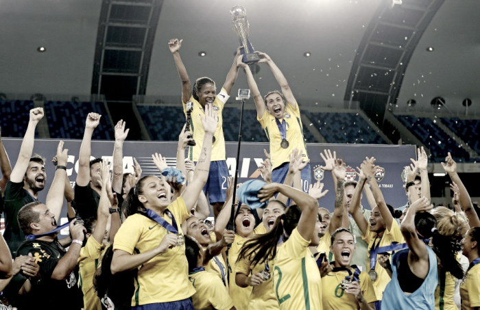 A luta pelo reconhecimento feminino no futebol