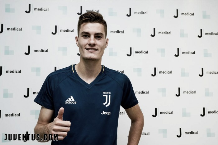 'Novo Ibra', Patrik Schick realiza exames médicos em Turim e fica próximo de acerto com Juventus