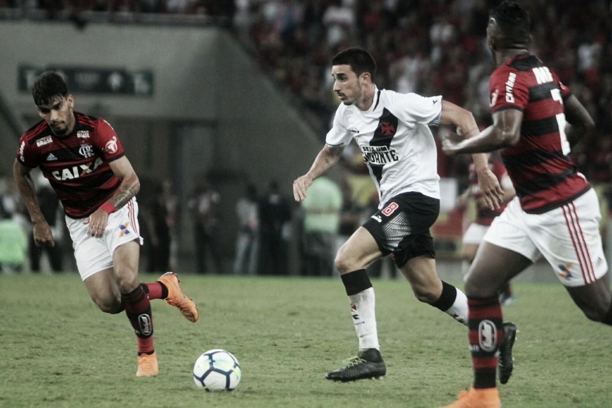 Thiago Galhardo volta sentir dores musculares e é dúvida para próxima partida do Vasco Thiago Galhardo volta sentir dores musculares e é dúvida para próxima partida do Vasco