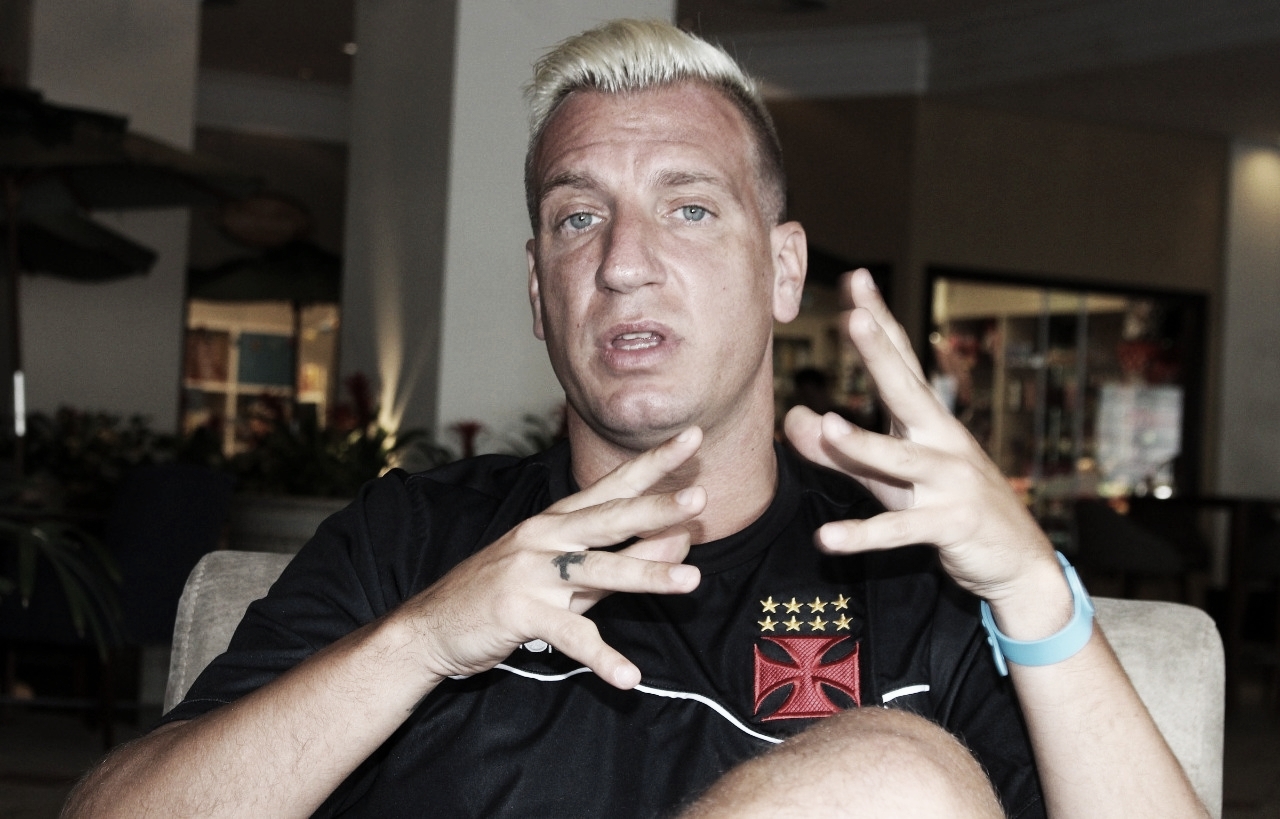 Ídolo da torcida do Vasco, Maxi López fala de sua adaptação e projeta 2019 Ídolo da torcida do Vasco, Maxi López fala de sua adaptação e projeta 2019