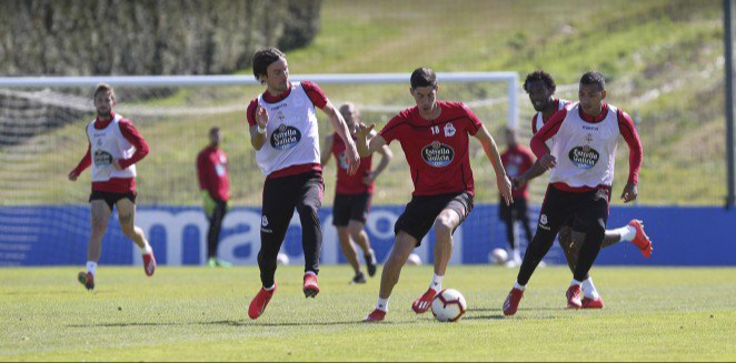 El Deportivo necesita dar un cambio de 180º El Deportivo necesita dar un cambio de 180º