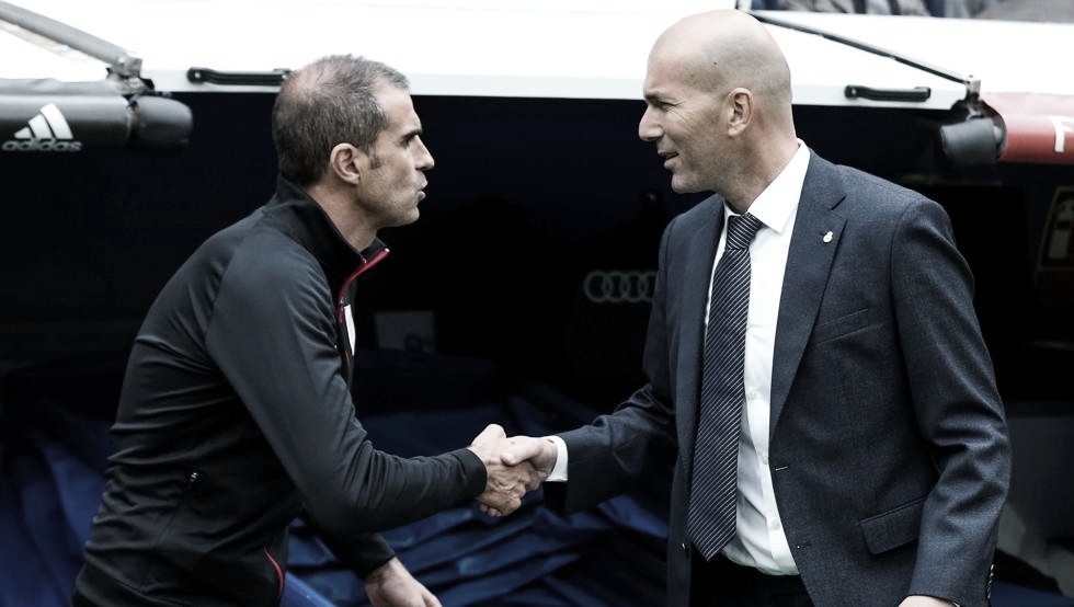 Duelo de banquillos: Zinedine Zidane vs Gaizka
Garitano