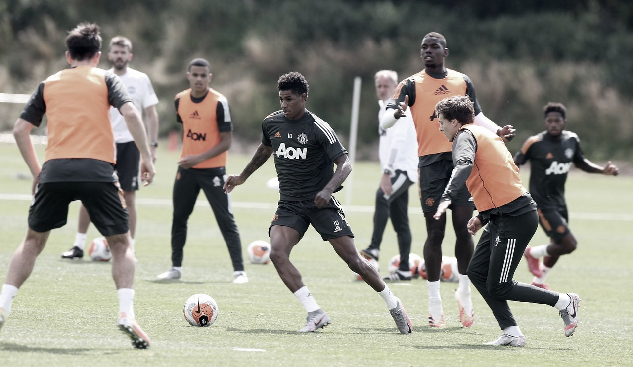 Manchester United recebe West Ham para entrar na zona de classificação à Champions Manchester United recebe West Ham para entrar na zona de classificação à Champions
