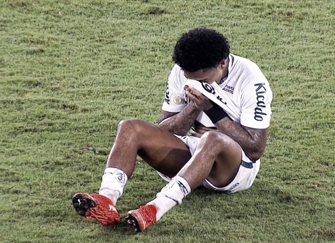 Cuca explica reação de Marinho após empate com Botafogo: "Ficou desolado"