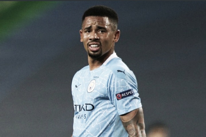 Com novos casos de Covid-19, jogo entre Manchester City e Everton pela Premier League é adiado Com novos casos de Covid-19, jogo entre Manchester City e Everton pela Premier League é adiado