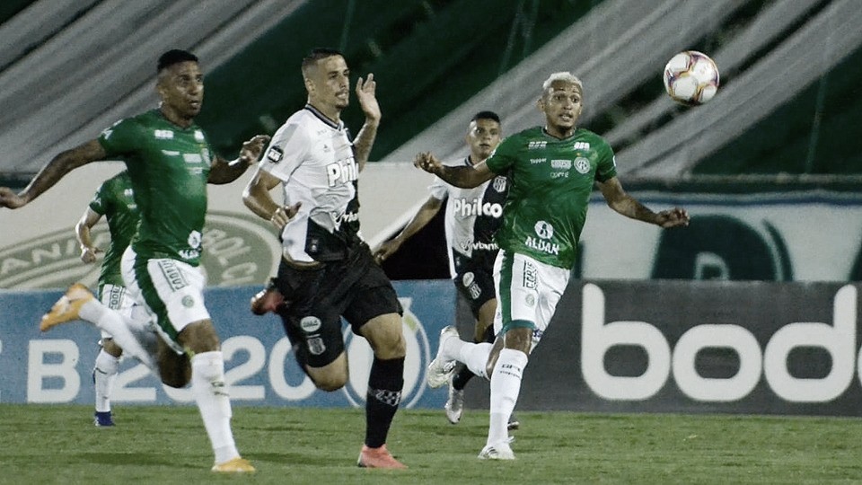 Fábio Moreno avalia empate como injusto e diz que Ponte Preta merecia vitória no dérbi
