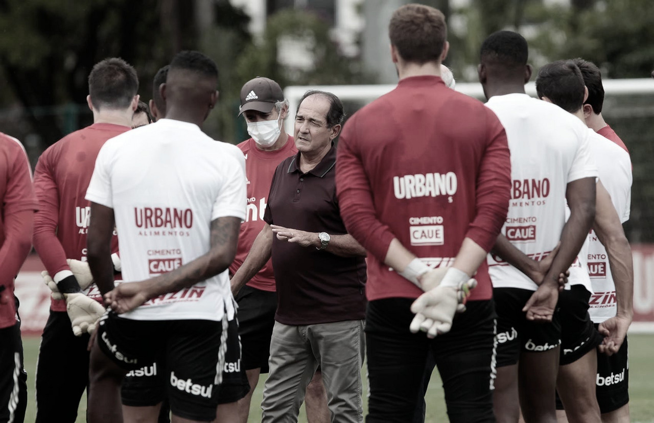 Coordenador de futebol no São Paulo, Muricy Ramalho promove reunião com elenco após dois tropeços seguidos