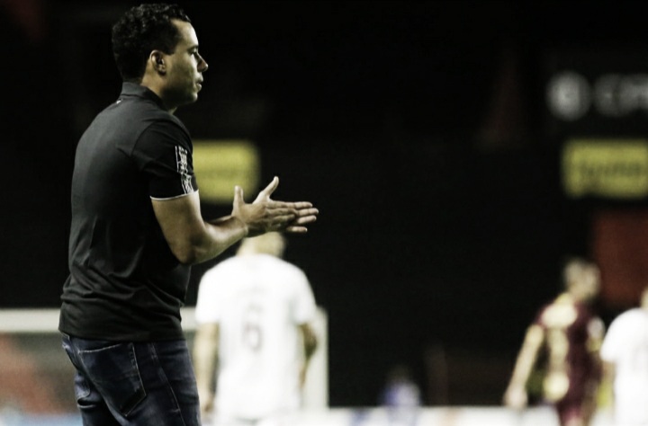 Após triunfo do Sport sobre o Bahia, Jair Ventura ressalta: "Recuperamos a identidade" Após triunfo do Sport sobre o Bahia, Jair Ventura ressalta: "Recuperamos a identidade"