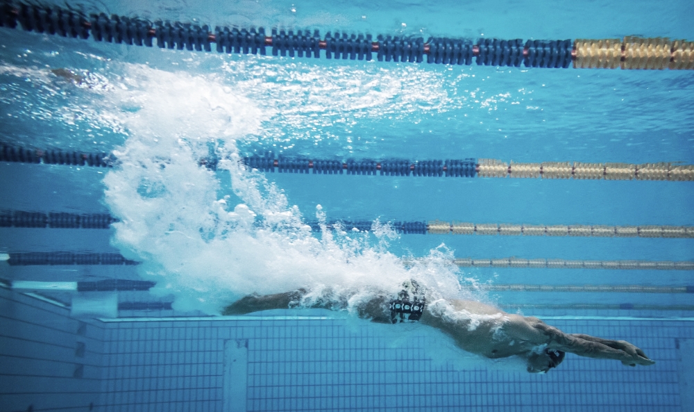 Fratus avança à semifinal dos 50m peito na natação e é único brasileiro com chance de pódio