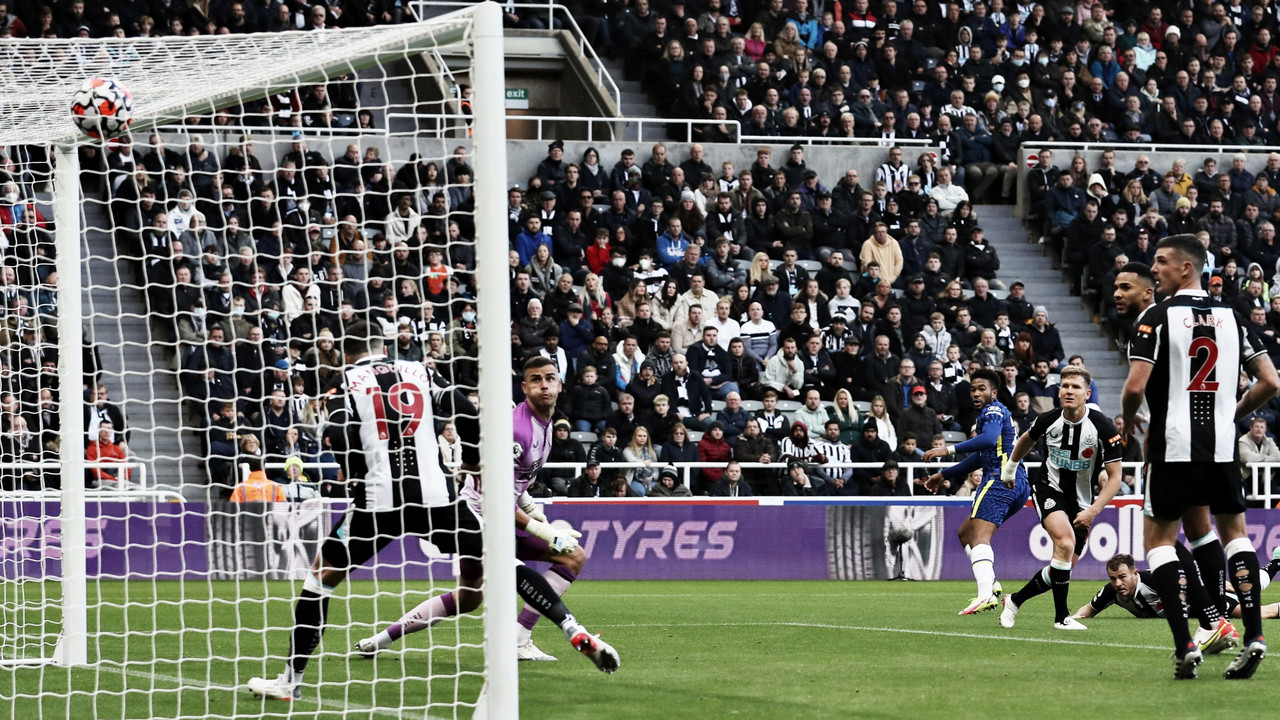 Sem Lukaku e Mount, Chelsea vence Newcastle e permanece na liderança da Premiere League