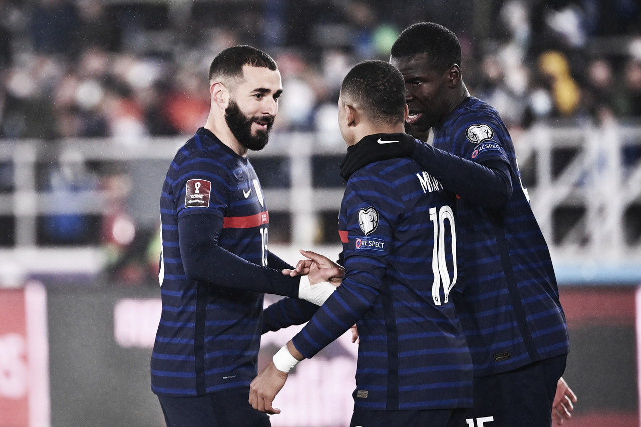 Com gols de Benzema e Mbappé, França vence e tira chances da Finlândia de ir à Copa