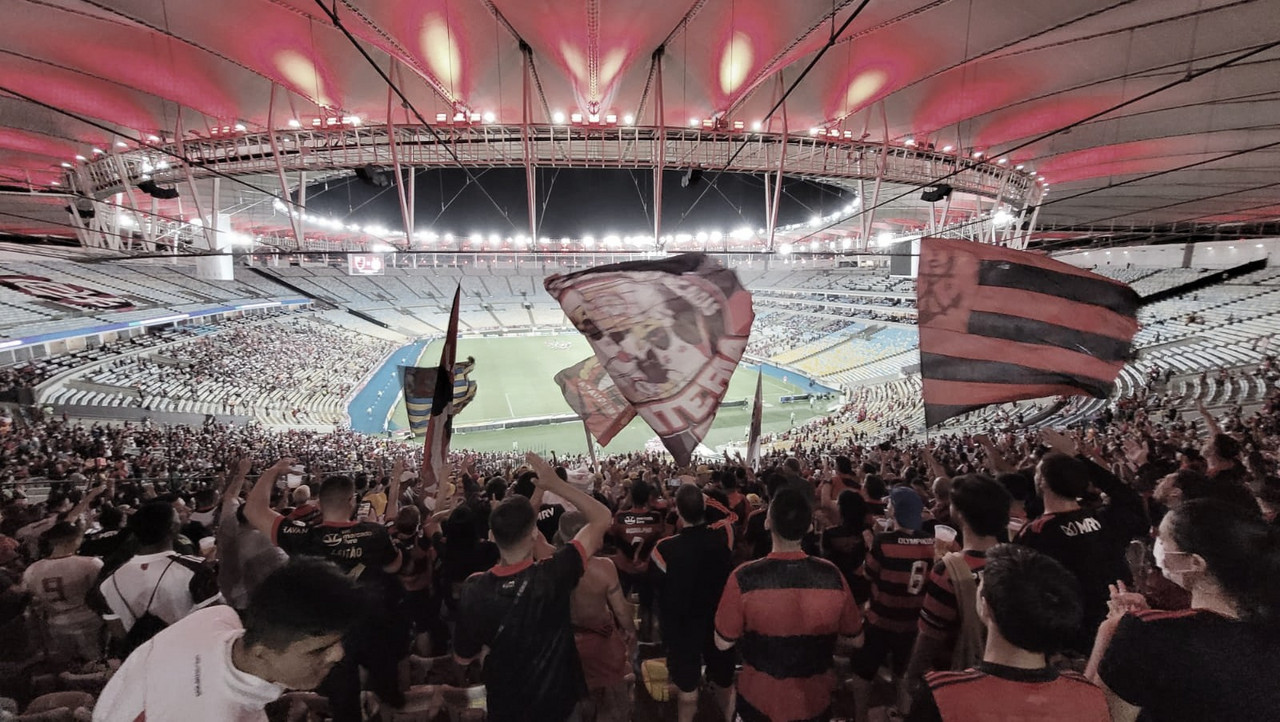 Pensando em título, Flamengo recebe um Corinthians que foca no G-4