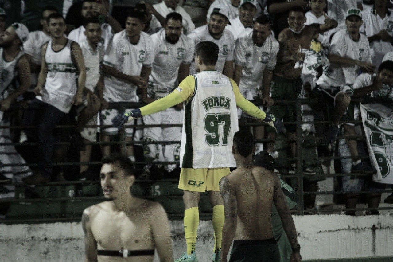 Goiás vence confronto direto contra Guarani e garante vaga na Série A 
