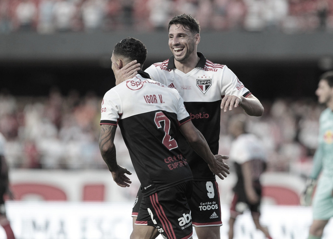 São Paulo derrota Bragantino e encerra jejum de vitórias no Brasileiro