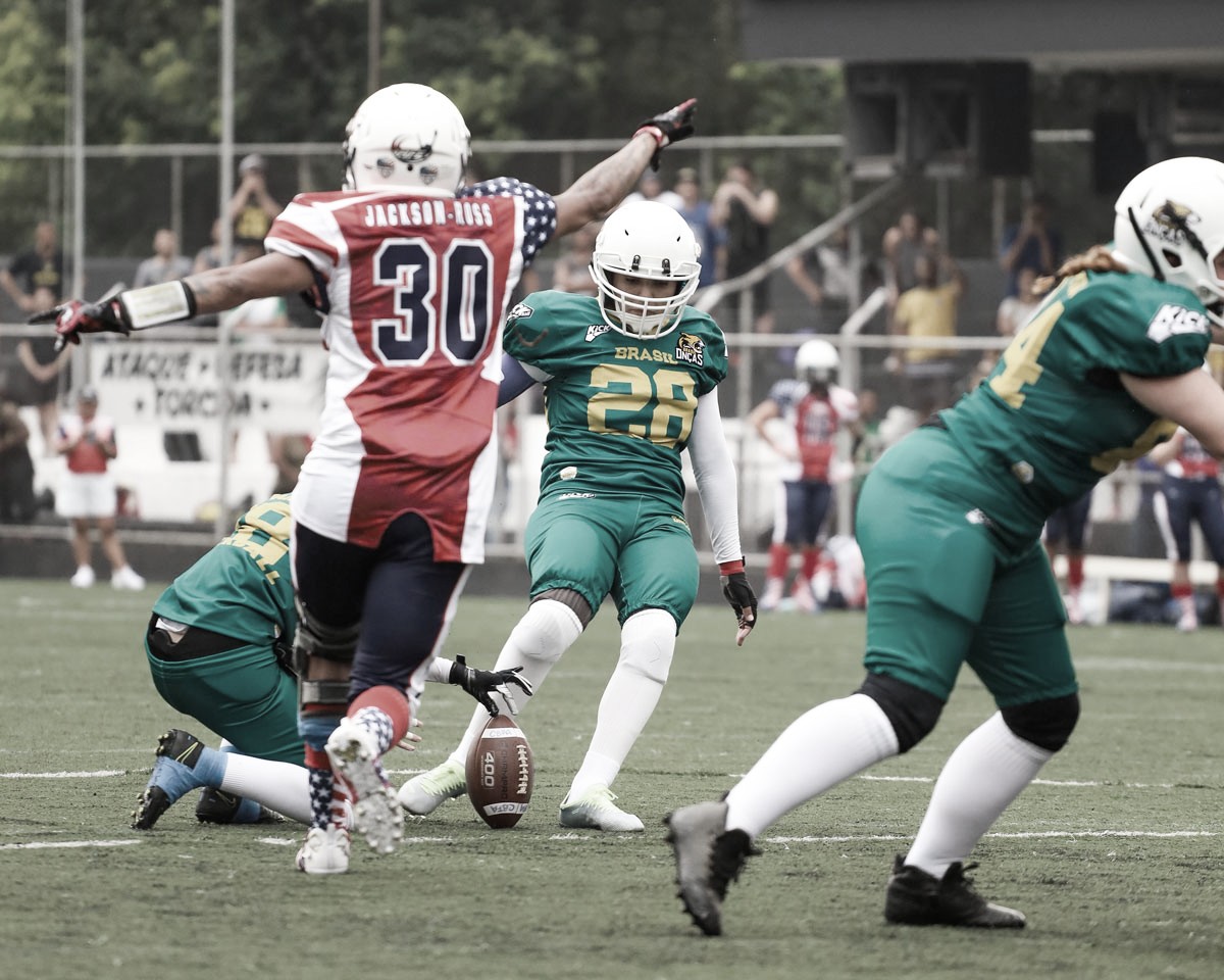 Seleção Brasileira Feminina de futebol americano faz história e vence o Unity Bowl