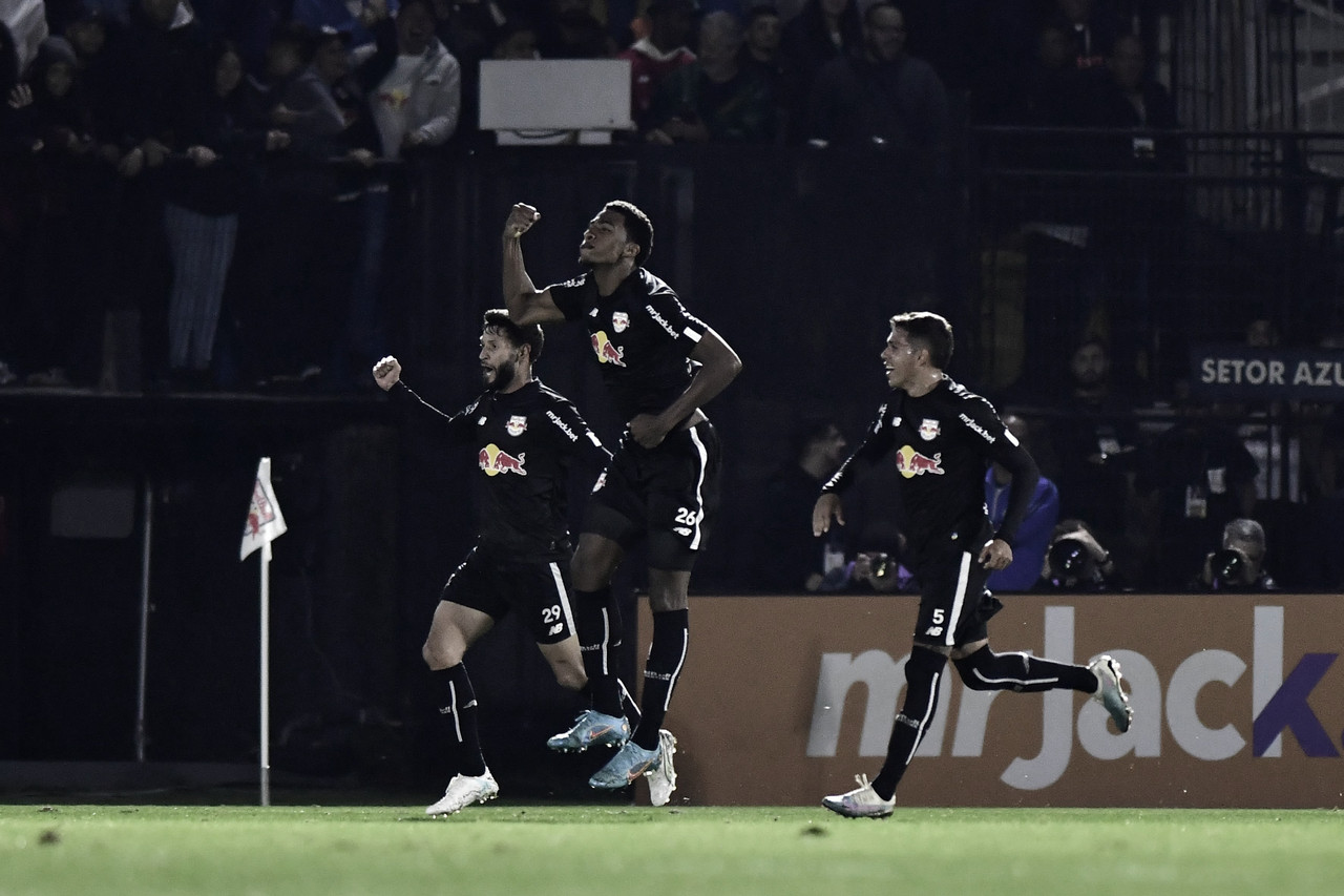 Flamengo 2 x 3 RB Bragantino: Com gol no fim, Massa Bruta vence e assume a  liderança do Brasileirão