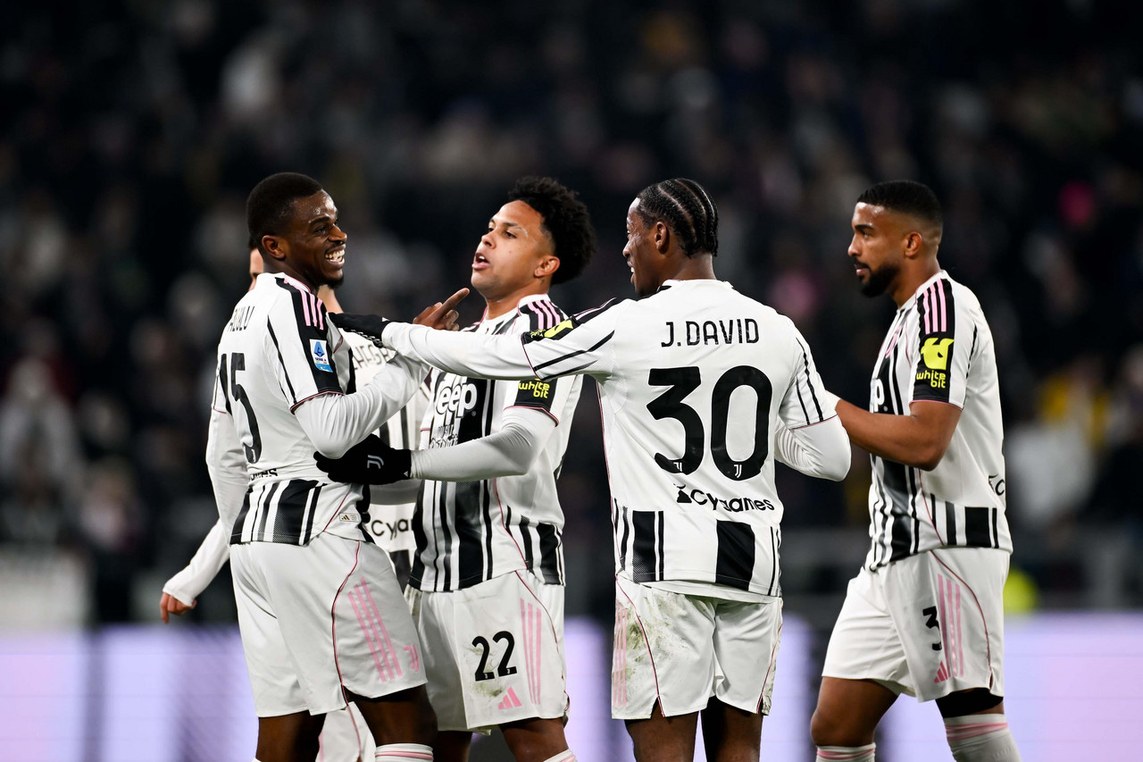 Juventus atropela a Cremonese e cola no G-3 da Serie A Juventus atropela a Cremonese e cola no G-3 da Serie A