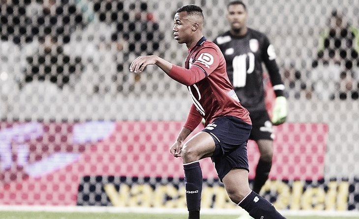 Destaque do Lille, zagueiro Gabriel entra na mira do Manchester United