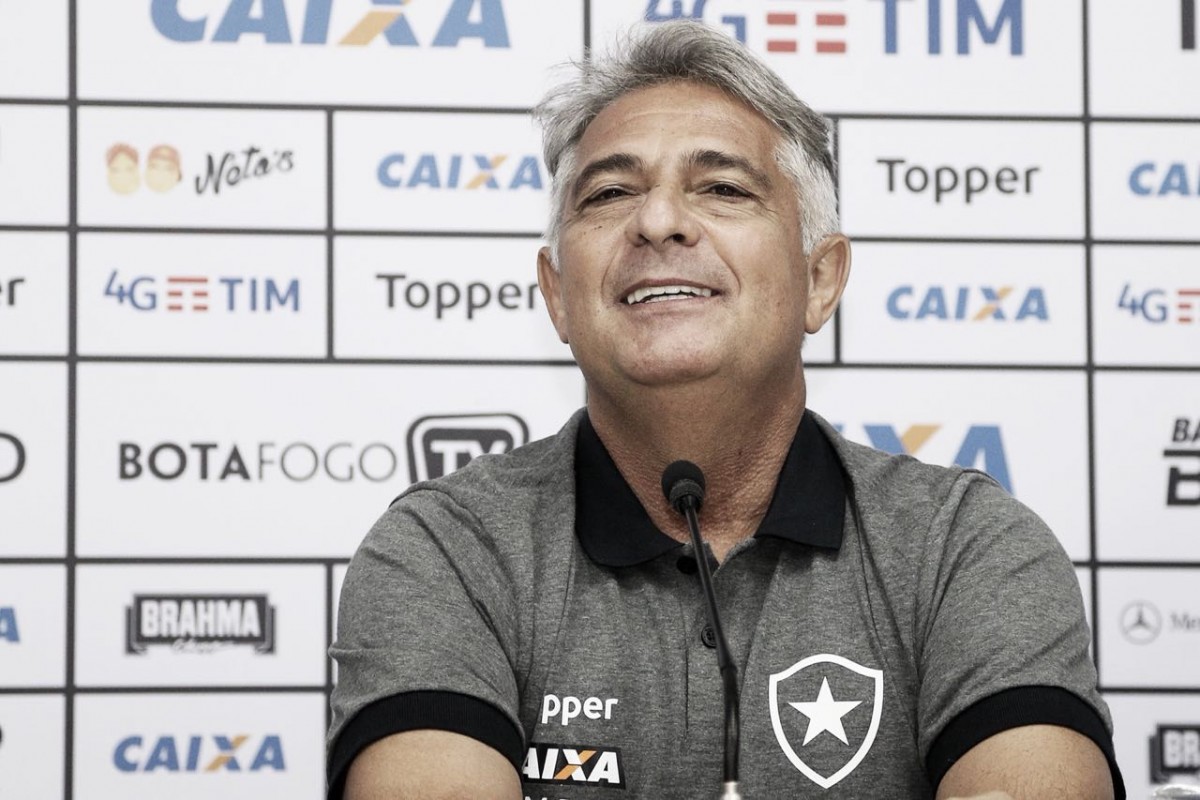 Apesar da derrota, Marcos Paquetá parabeniza atletas do Botafogo: “Cumpriram seu papel tático”