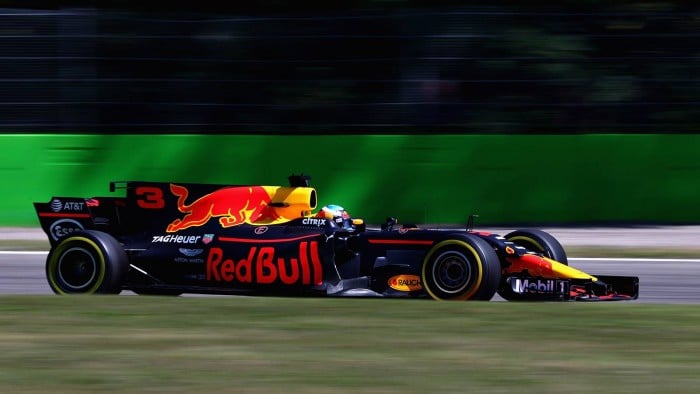 F1, Red Bull - Ricciardo mostra i muscoli e incanta Monza