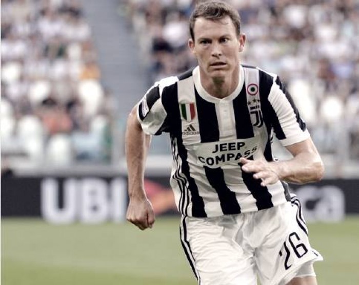 Fedeltà Lichtsteiner: in bianconero anche senza Champions