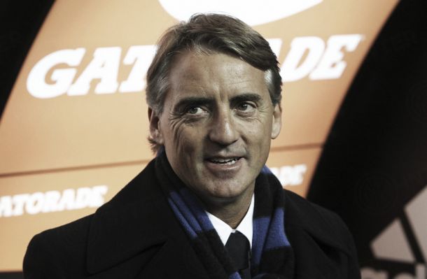 Mesmo após o empate no derby de Milão, Roberto Mancini elogia: "Estou feliz com a Internazionale"