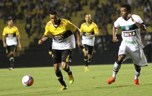 Após vitória, Rogério vê evolução do Criciúma comparado a estreia Após vitória, Rogério vê evolução do Criciúma comparado a estreia