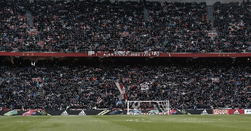 Barcelona e Ajax firmam parceria que conta com empréstimo de jogadores e prioridades de compra