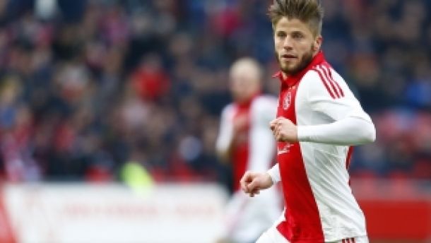 El Ajax negocia la continuidad de Schöne
