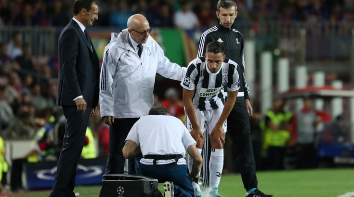 Juventus, lesione per De Sciglio: a rischio la presenza nel prossimo incontro di Champions League