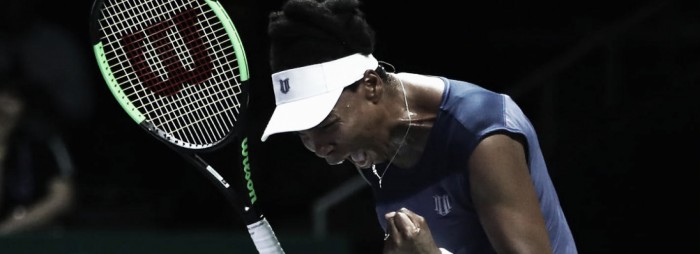 Venus vira batalha contra Garcia e encara Wozniacki na decisão do WTA Finals 2017