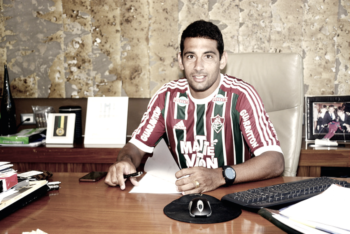 Diego Souza entra com ação contra Fluminense cobrando atrasados Diego Souza entra com ação contra Fluminense cobrando atrasados