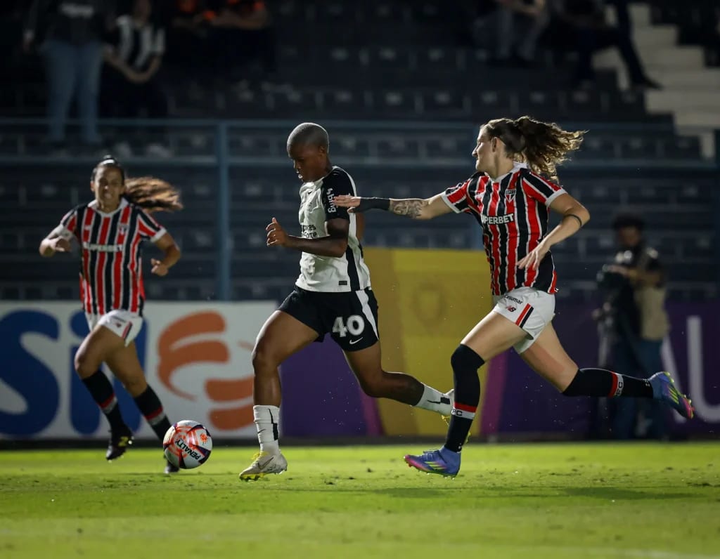 Corinthians e São Paulo no Brasileirão Feminino