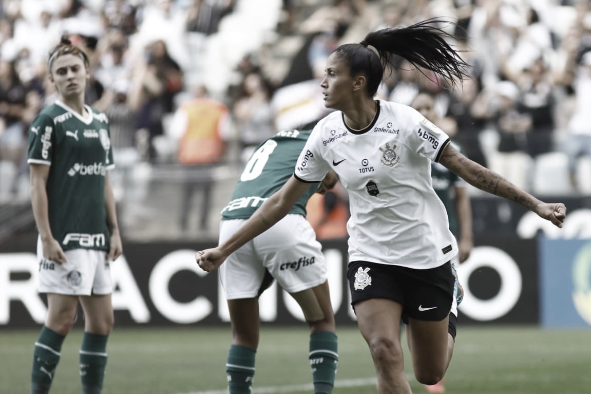 Corinthians vence dérbi contra Palmeiras e abre vantagem na semifinal do Brasileiro Feminino