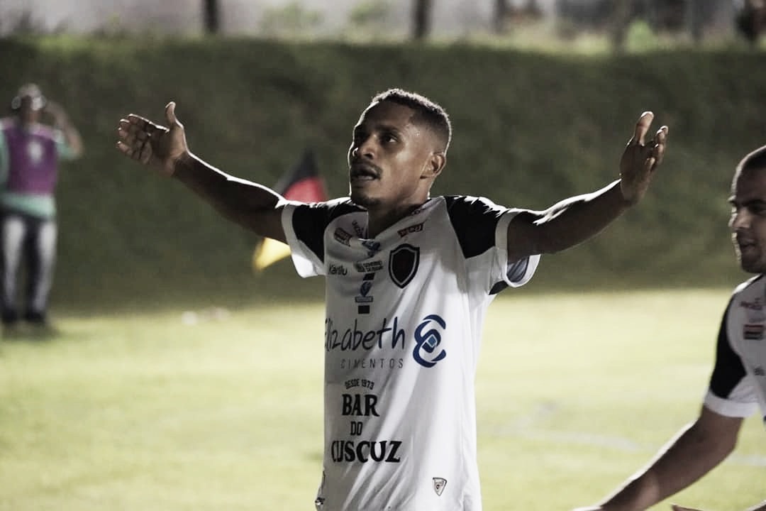 Destaque do time, lateral Neilson está de saída do Botafogo-PB