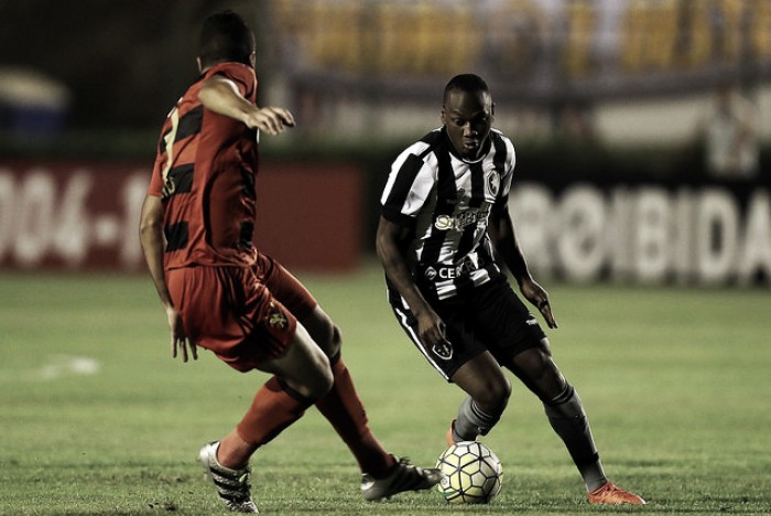 Botafogo inicia busca por título inédito da Copa do Brasil contra Sport