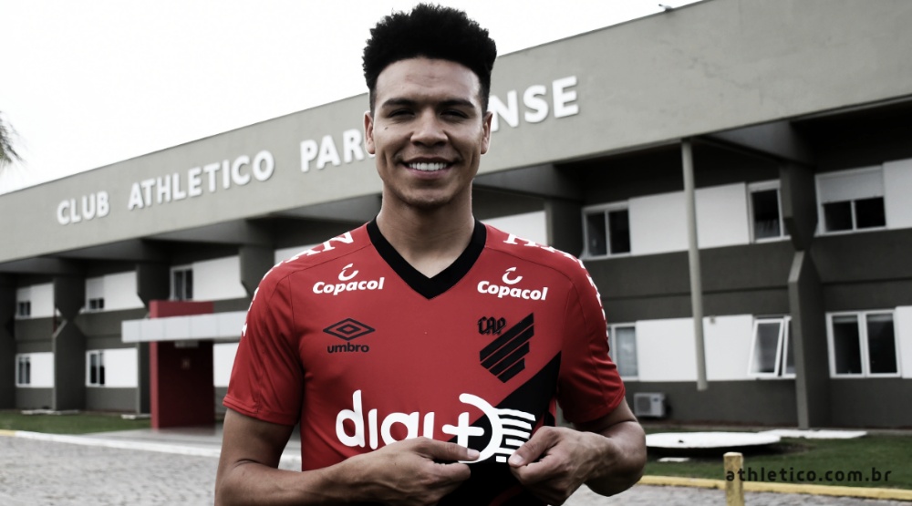 Dorival pede, e Athletico-PR contrata Marquinhos Gabriel por empréstimo junto ao Cruzeiro
