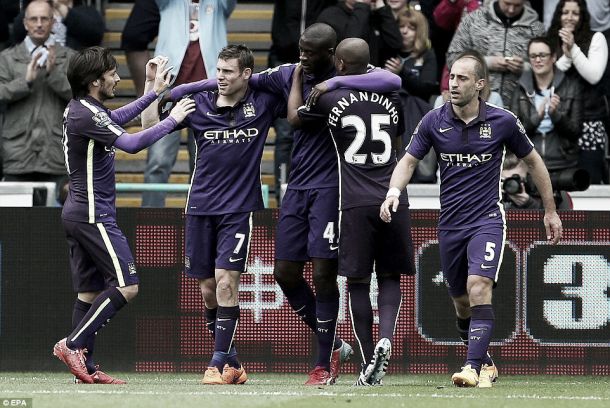 Yaya Tourè stende lo Swansea e porta il City in Champions League