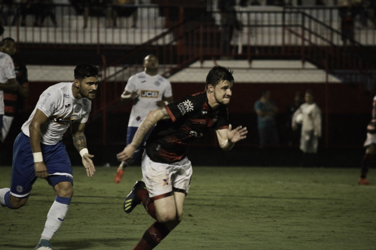 Atlético-GO bate São Bento pelo placar mínimo e mantém sonho do acesso Atlético-GO bate São Bento pelo placar mínimo e mantém sonho do acesso