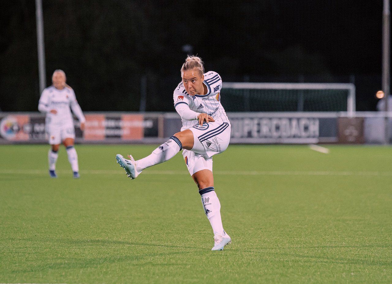 'No one's going to expect that we'll win this year. I think that will be good for us' - Fanny Lång talks league ambitions