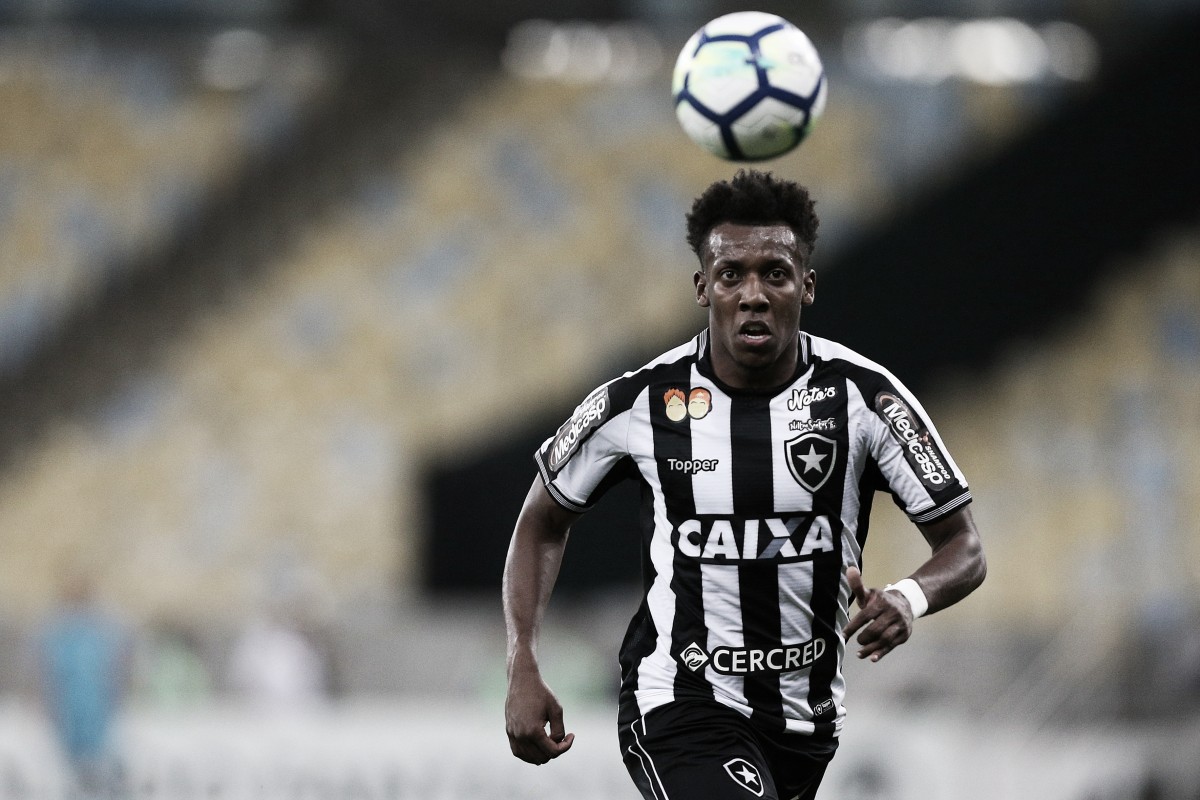 Em sua estreia na Sul-Americana, Moisés confia num bom desempenho do Botafogo contra Nacional-PAR