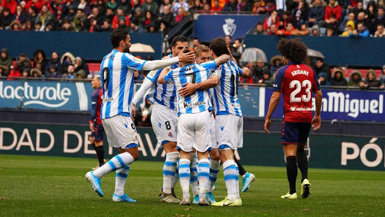 La Real Sociedad se lleva los tres puntos de El Sadar tras un partido muy disputado La Real Sociedad se lleva los tres puntos de El Sadar tras un partido muy disputado
