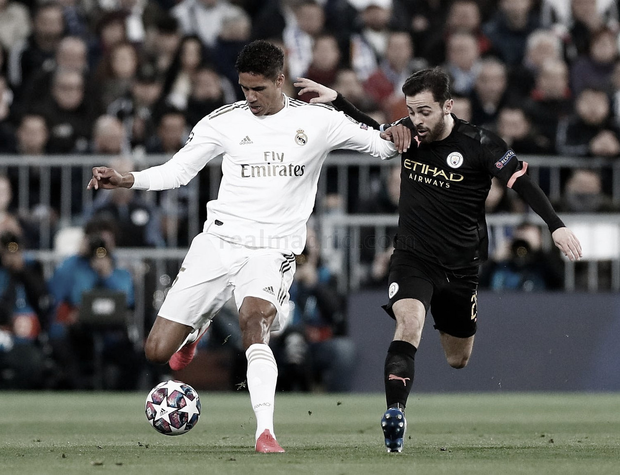 Raphael Varane: "Tenemos que ser eficaces en las dos áreas" Raphael Varane: "Tenemos que ser eficaces en las dos áreas"