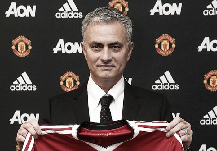 Premier League, ora è ufficiale: José Mourinho è il nuovo manager del Manchester United