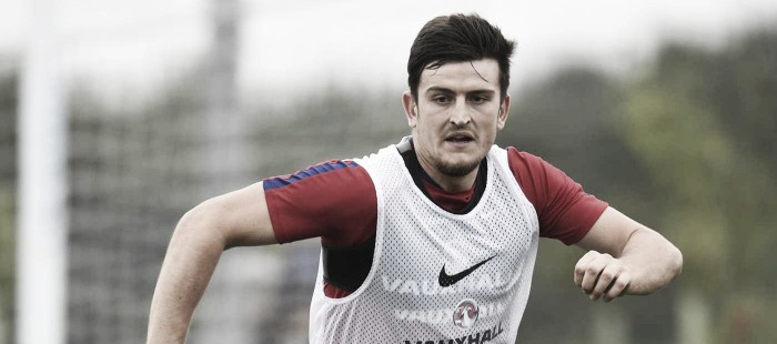 Harry Maguire apunta alto en su primera experiencia con Inglaterra Harry Maguire apunta alto en su primera experiencia con Inglaterra
