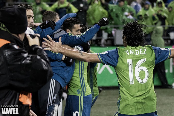 Audi 2016 MLS Cup Playoffs: Seattle Sounders defeat Colorado Rapids 2-1 in Western Conference Final first leg
