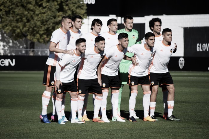 Valencia Mestalla: ¿Ir con el primer equipo o luchar por la promoción?