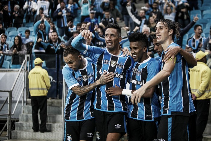 Grêmio estreia com virada sobre Fluminense e abre vantagem nas oitavas da Copa do Brasil