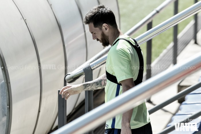 Com valor recorde em multa, Barcelona finaliza renovação de Messi até 2021